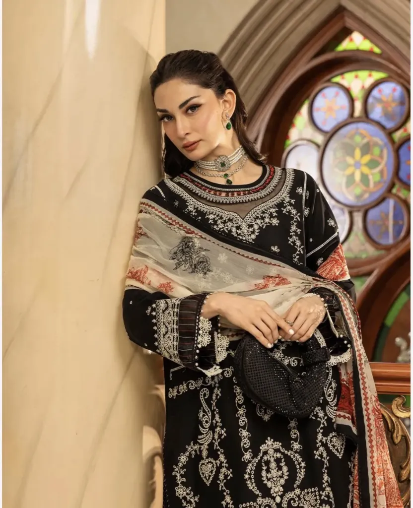 ZULLBURY CHIKANKARI