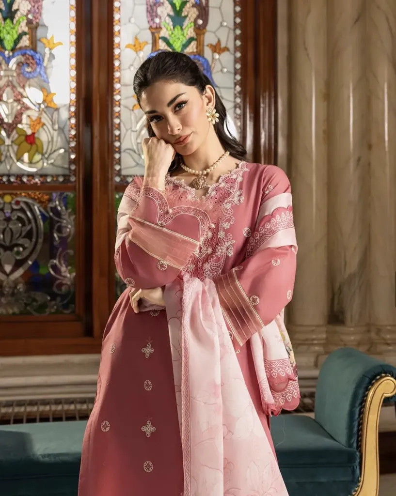 ZELLBURY CHIKANKARI