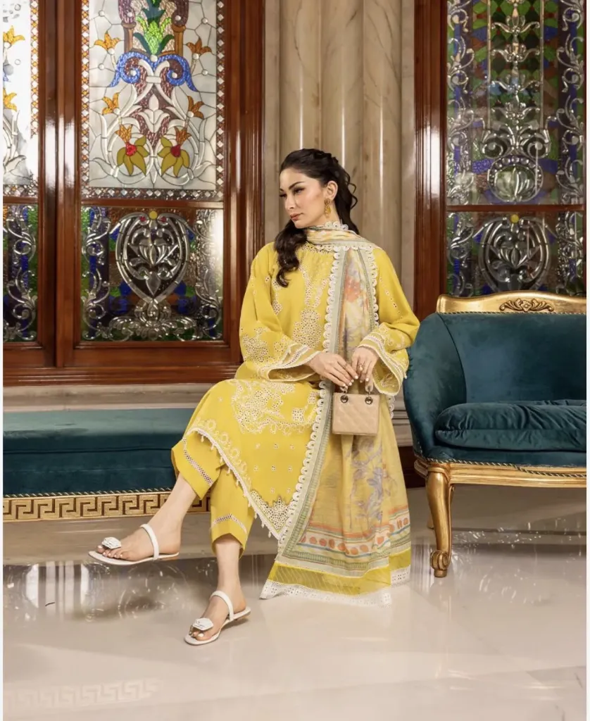 ZELLBURY CHIKANKARI